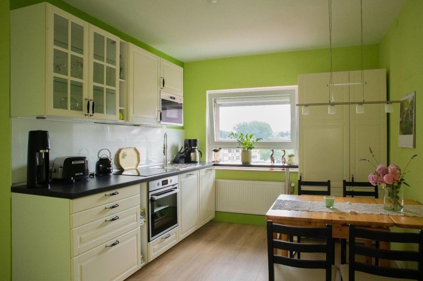 דטמולד Farbenfrohe Ferienwohnung מראה חיצוני תמונה
